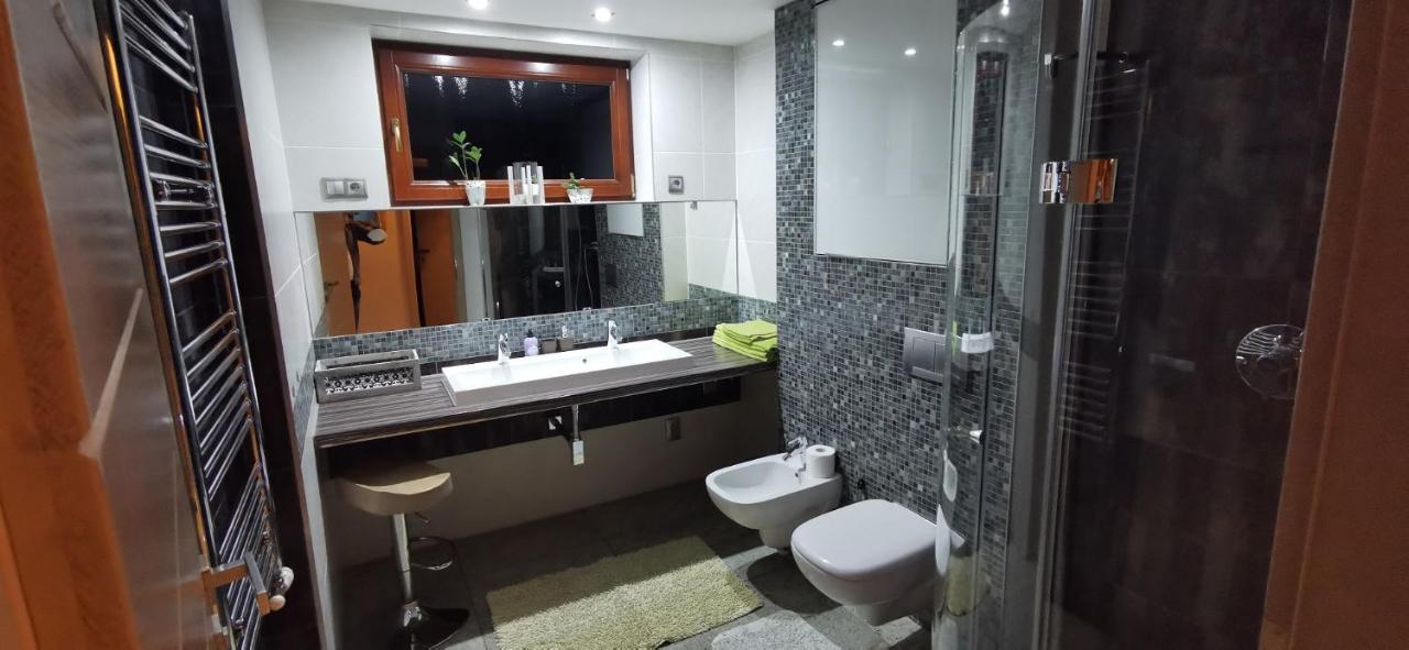 Apartmany Janosikove Diery เทรโควา ภายนอก รูปภาพ