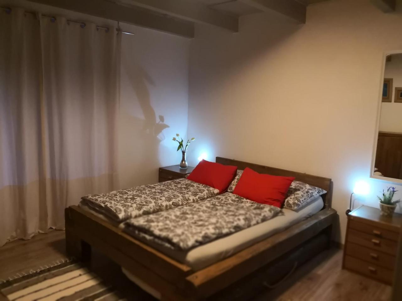 Apartmany Janosikove Diery เทรโควา ภายนอก รูปภาพ